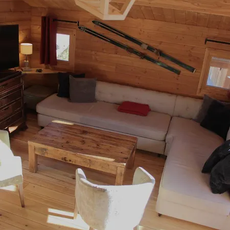 Cosy 4 Bedroom With Hot Tub Saint-Marcel (Savoie)