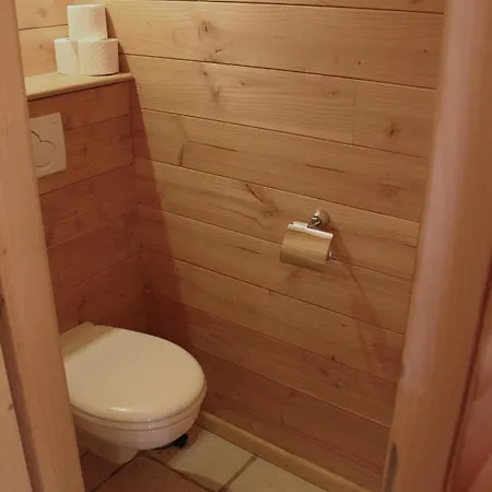 Cosy 4 Bedroom With Hot Tub * Saint-Marcel (Savoie)